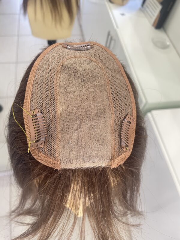 Topper con fleco cabello humano 12'' color 8 - Imagen 3